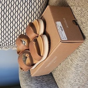 Nisolo Go-To Flatform Sandal